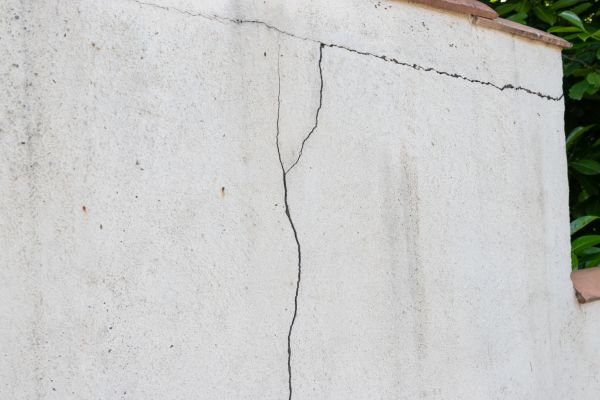 Foundation Crack Patching in Kihei
